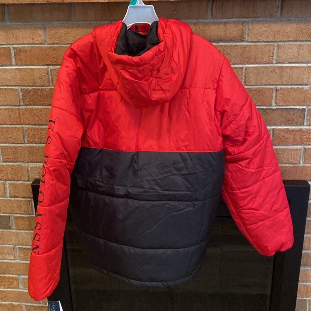 US POLO XL PUFFER HOODED ZIPPER JACKET, 24”W X 30”L DRAW STRING HEM. NEW W/ TAGS - Picture 2 of 9